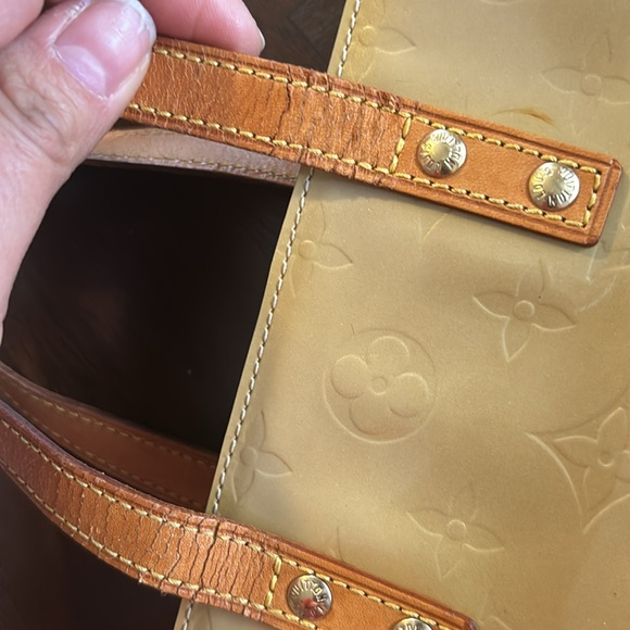 LV monogram vernis tote - Picture 9 of 10